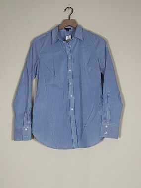 Ann Taylor Blue White Striped Button Front Shirt Women’s Size 8 NWT Blouse